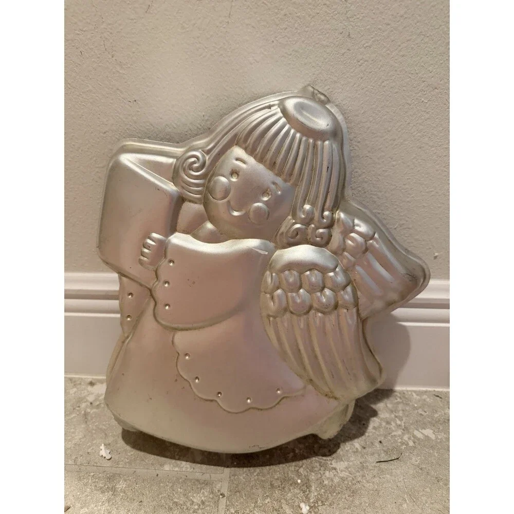 Vintage Wilton 1983 Cake Pan 13x12